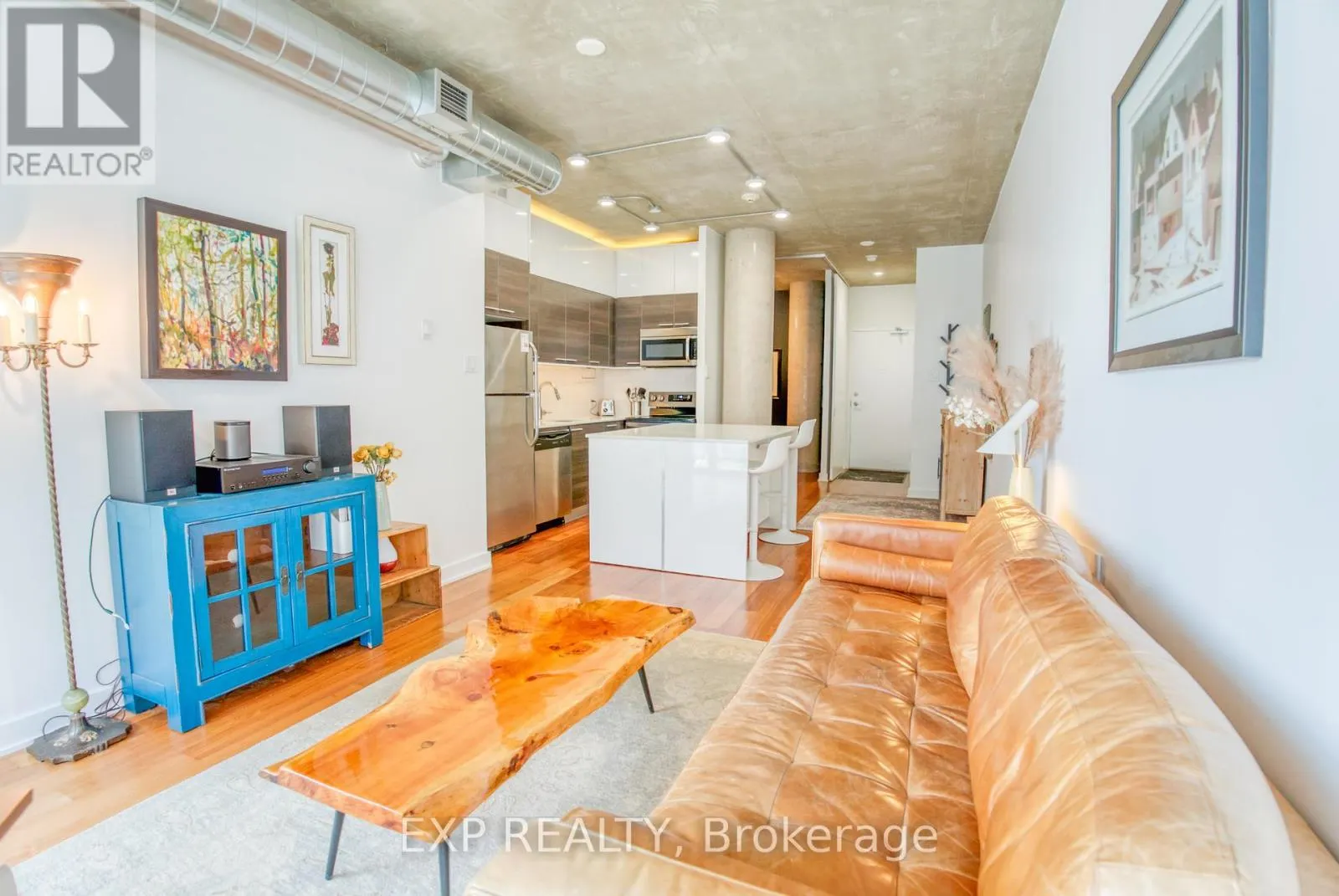 321 - 354 GLADSTONE AVENUE