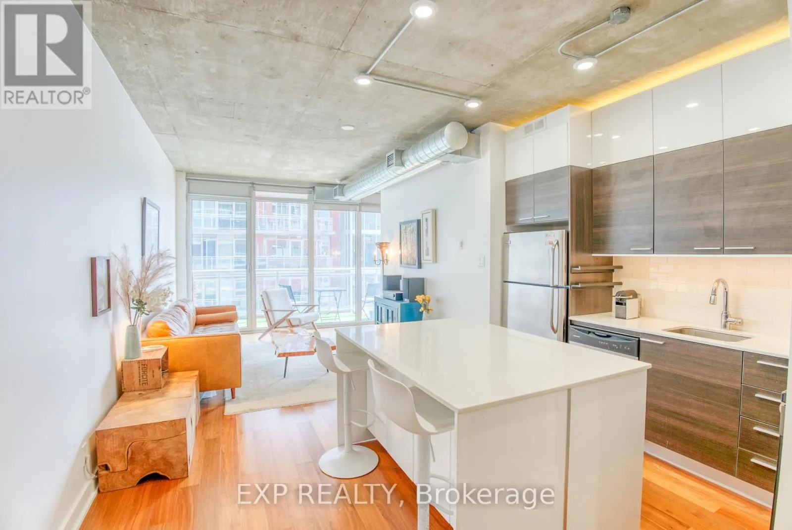 321 - 354 GLADSTONE AVENUE