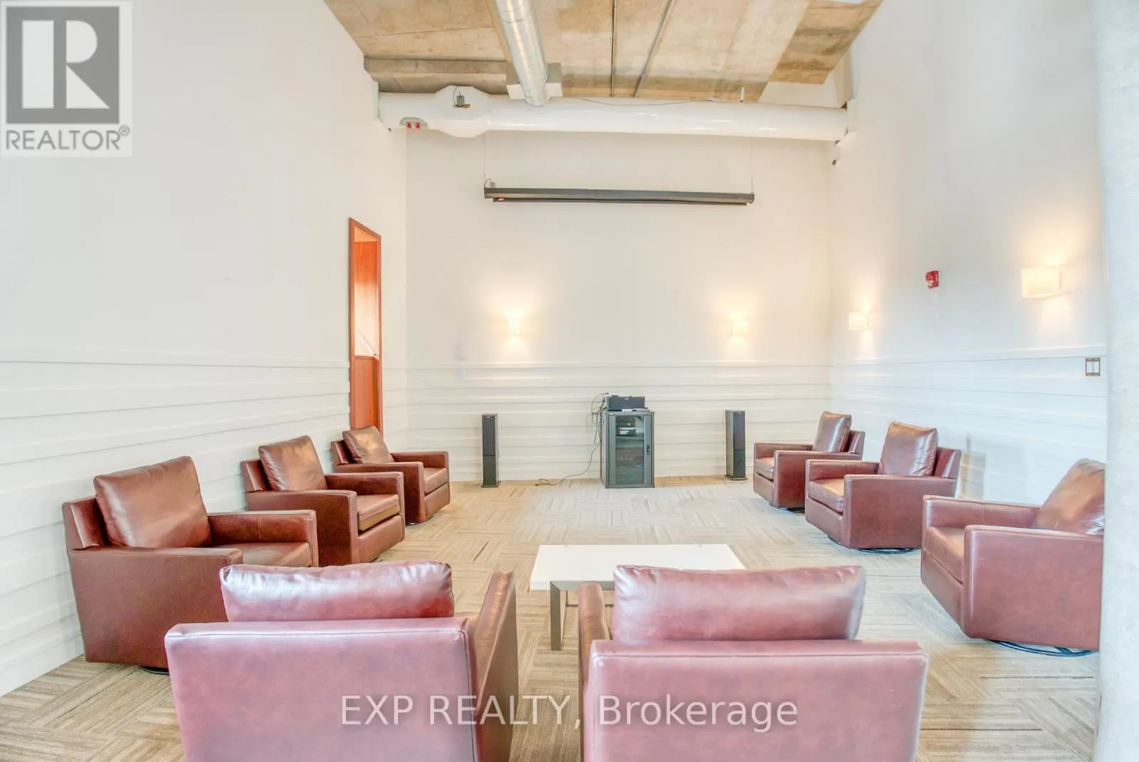321 - 354 GLADSTONE AVENUE