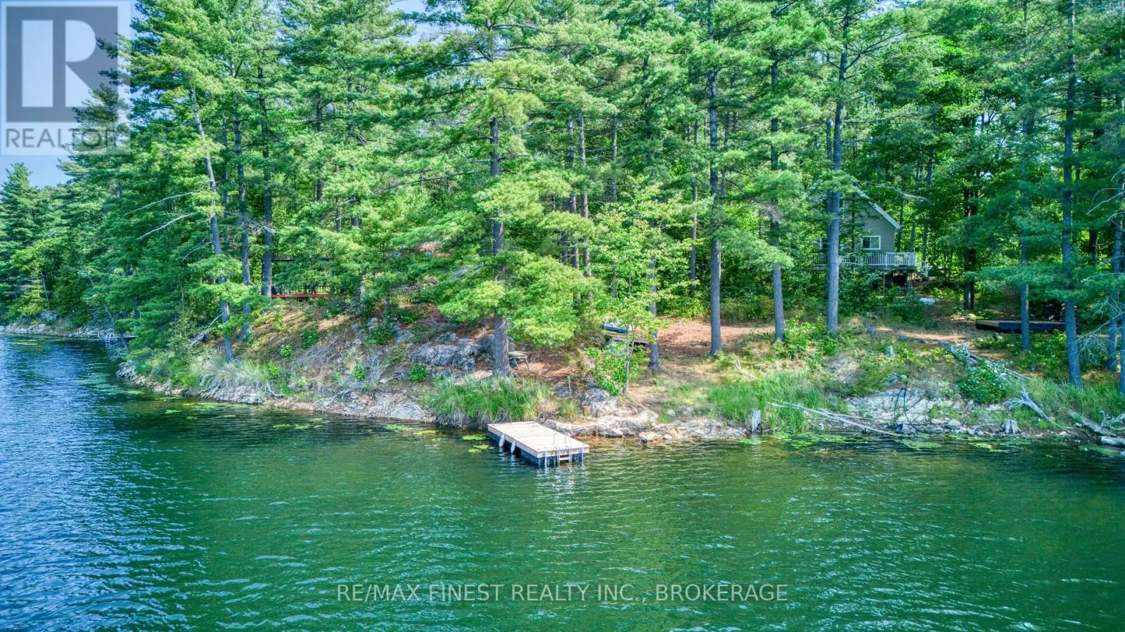 1036A TWIN LAKE LANE