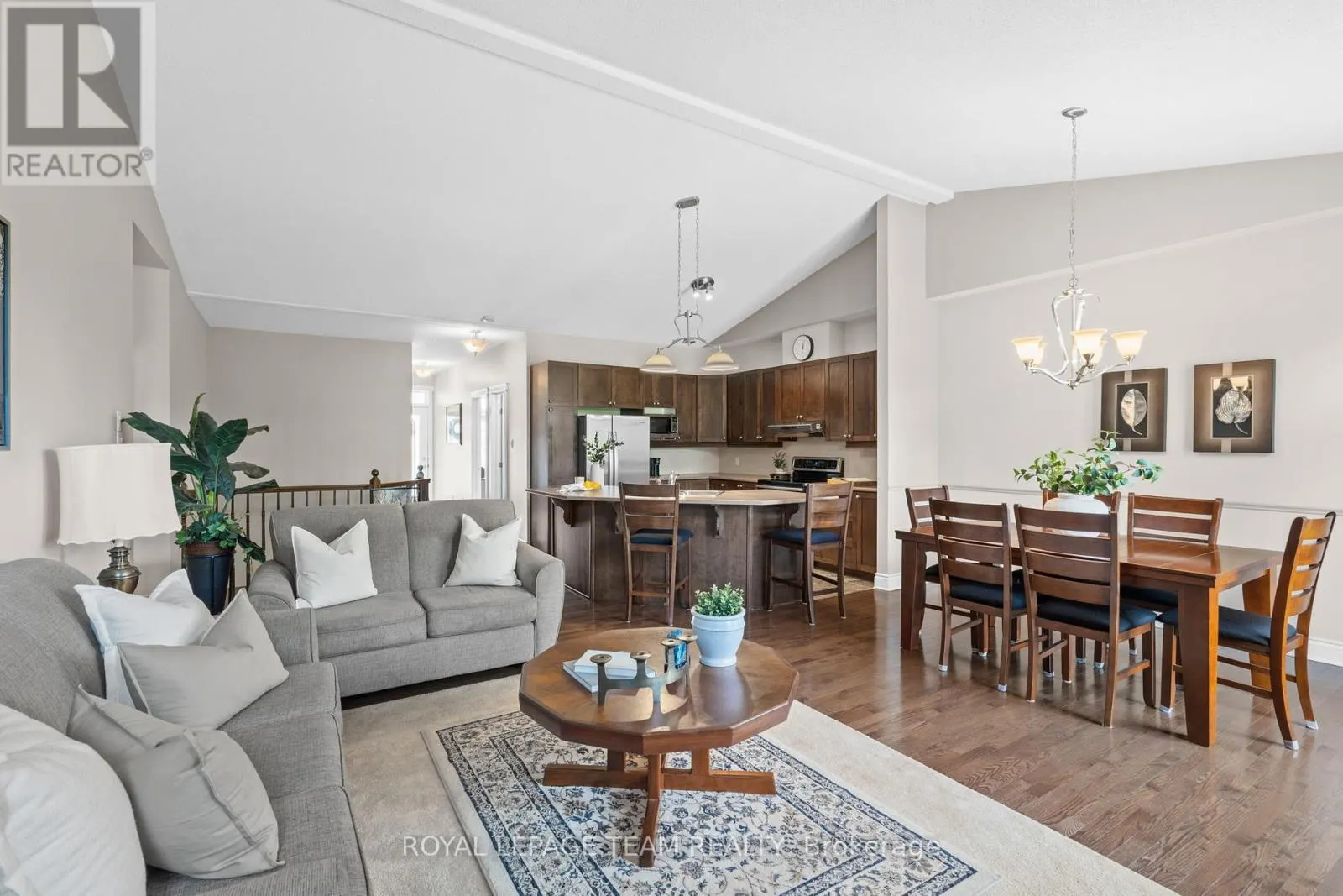 920 BURWASH LANDING BAY