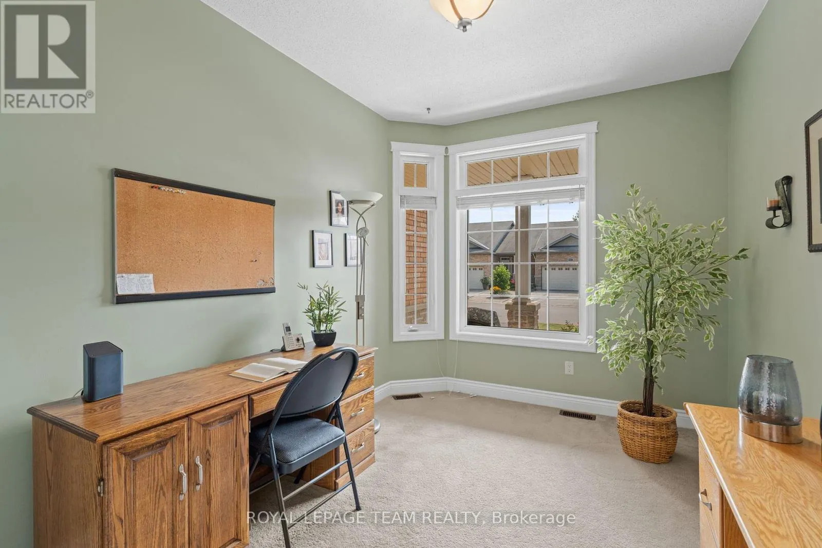 920 BURWASH LANDING BAY