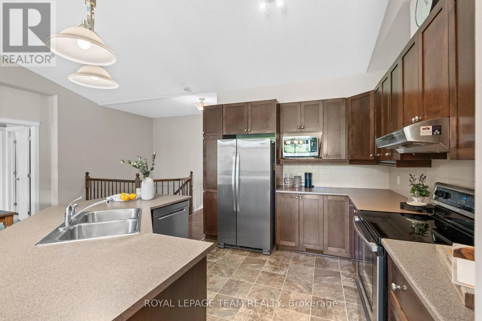 920 BURWASH LANDING BAY