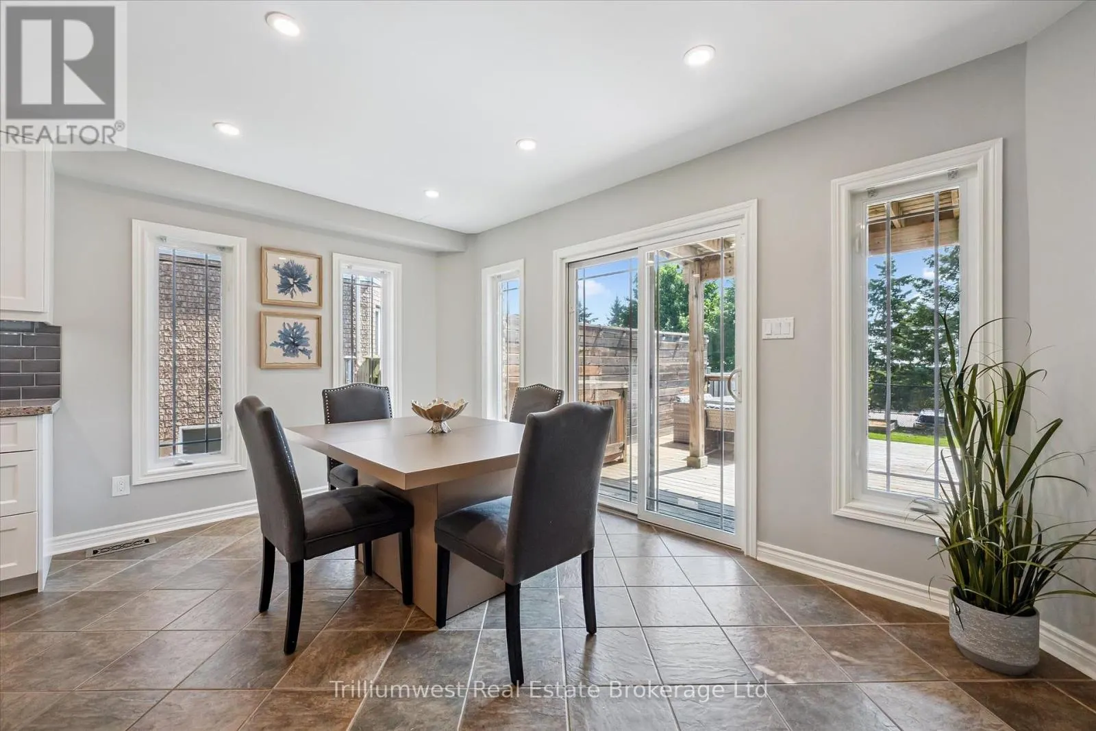 117 SIMMONDS DRIVE