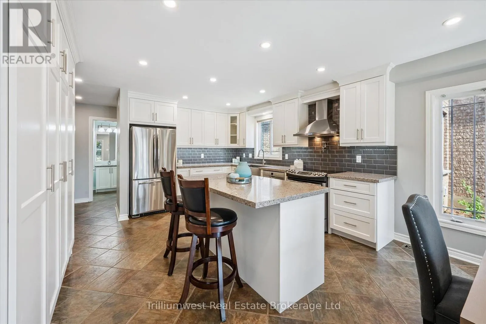 117 SIMMONDS DRIVE