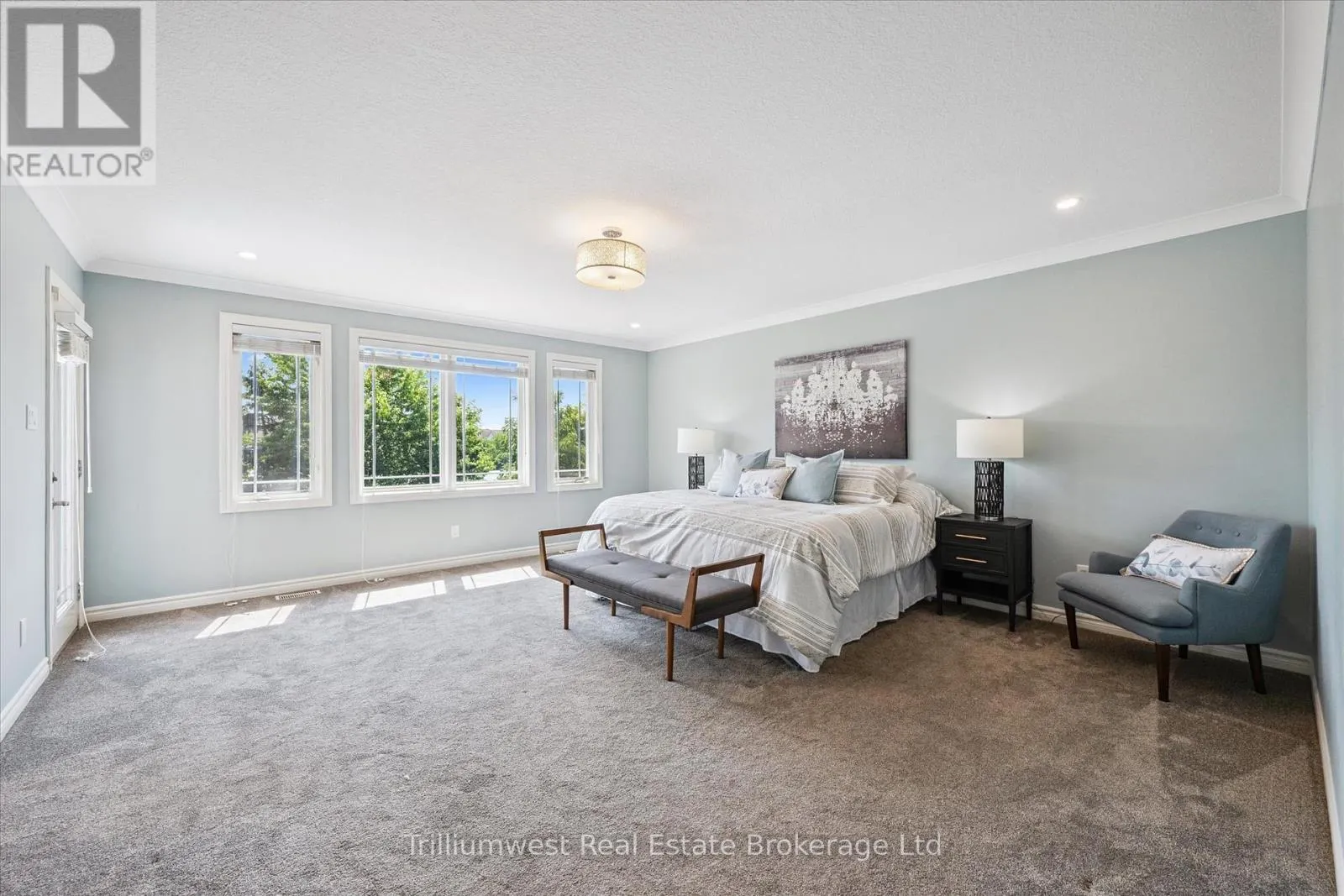 117 SIMMONDS DRIVE