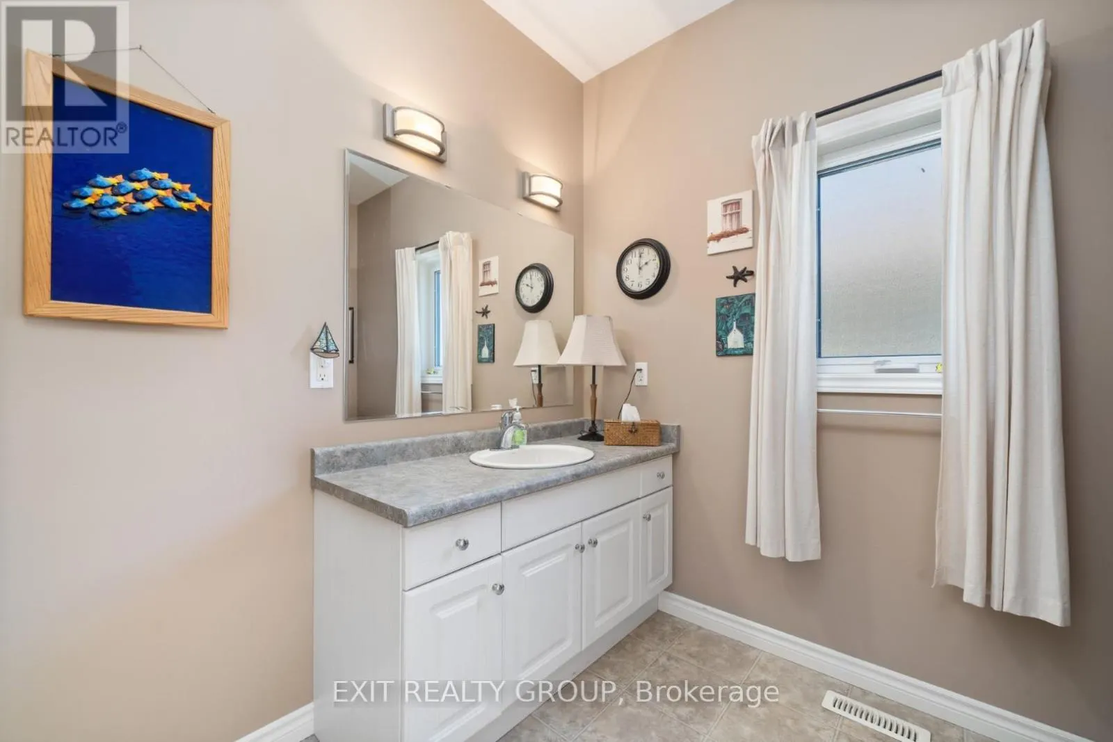 12 ALETHA DRIVE
