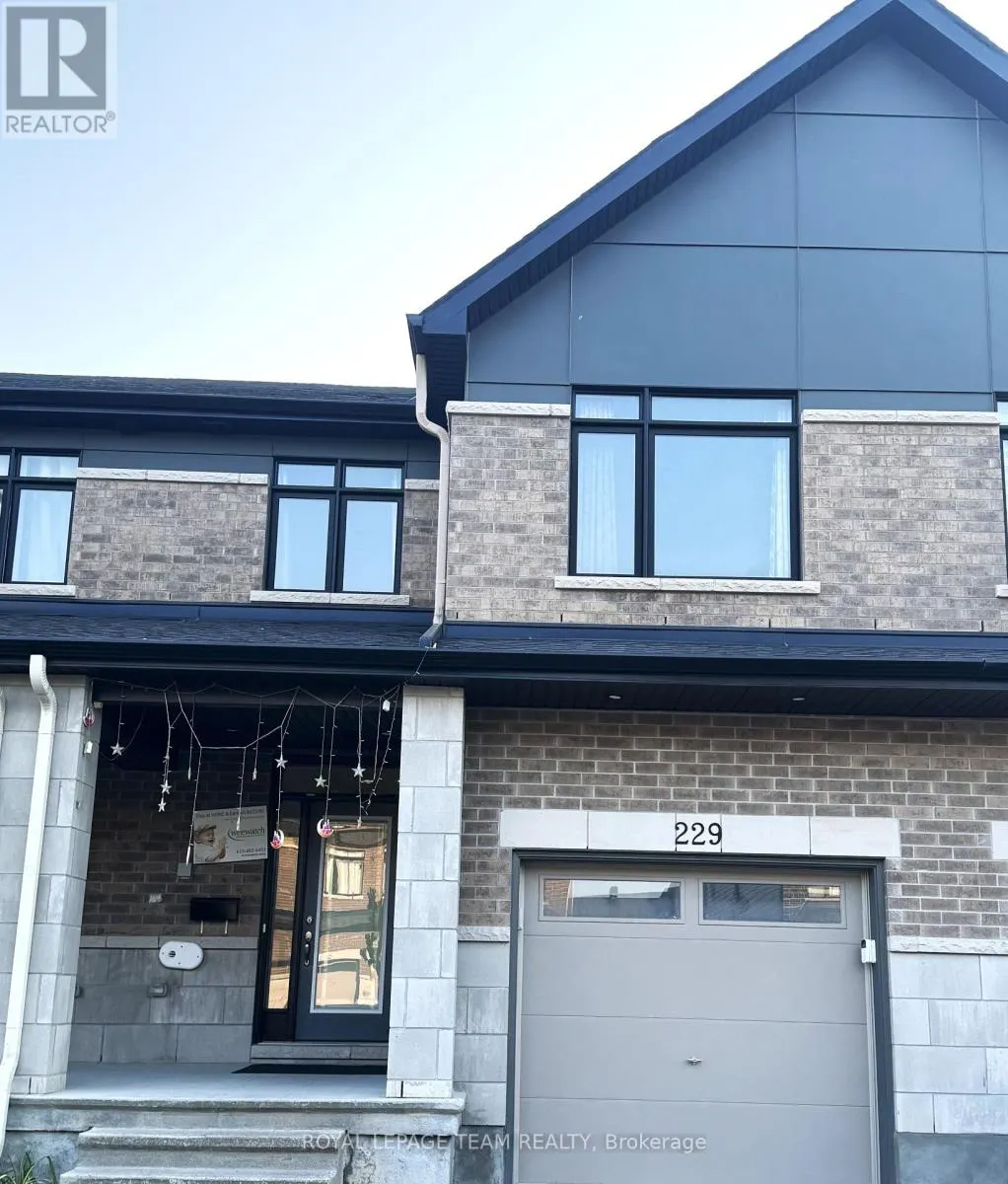 229 ZINNIA WAY