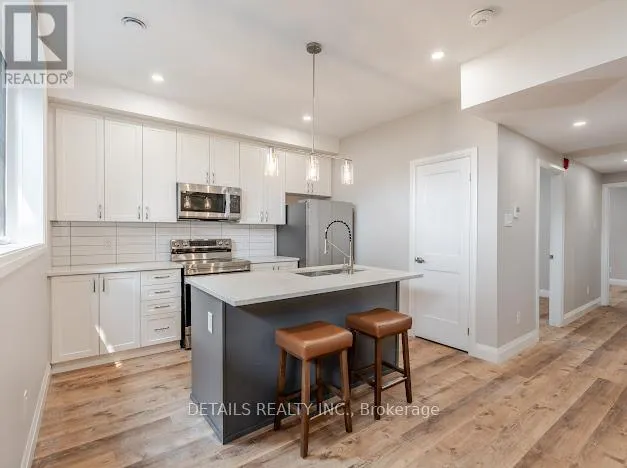 B01 - 659 DONAT STREET