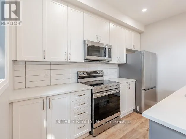 B01 - 659 DONAT STREET