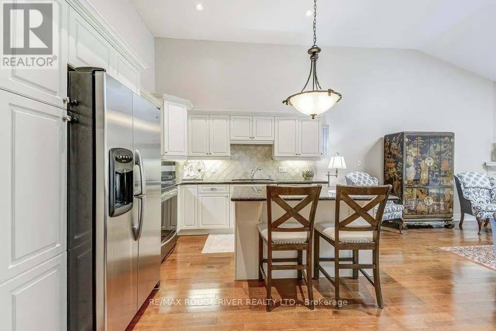 33 BAY BERRY LANE