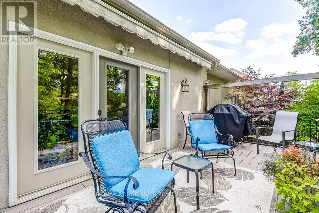 33 BAY BERRY LANE