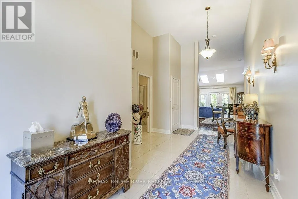 33 BAY BERRY LANE