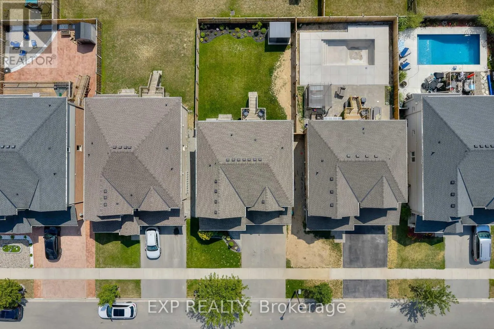 10 RILEY AVENUE