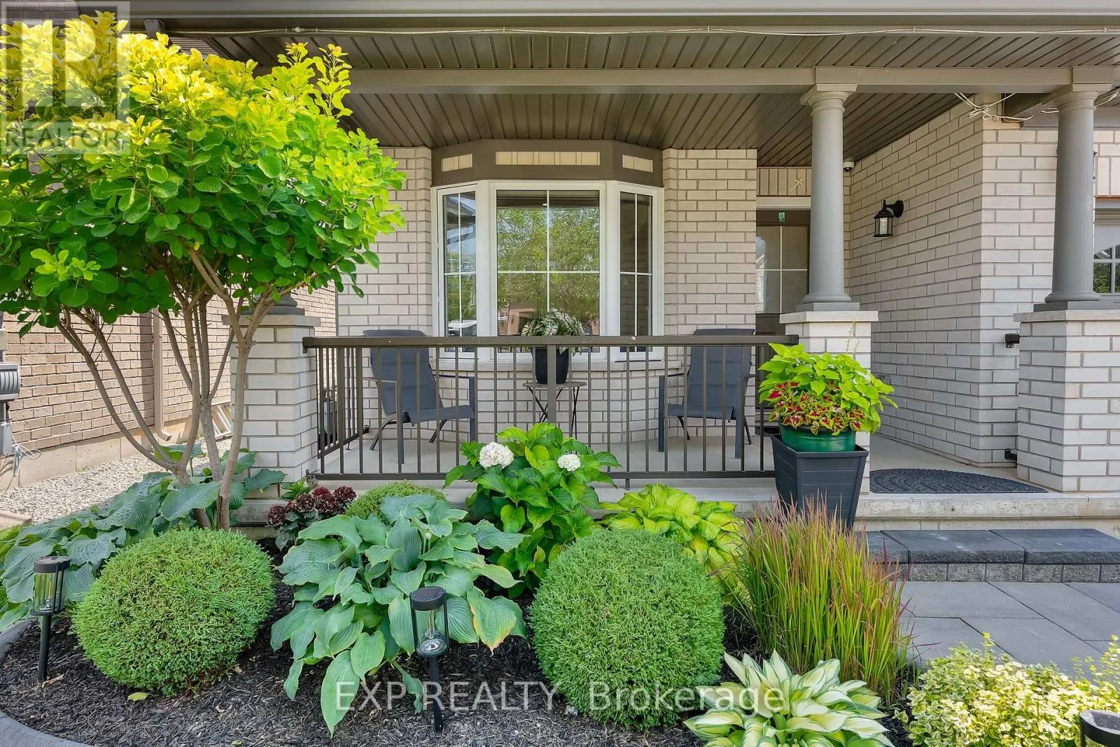10 RILEY AVENUE