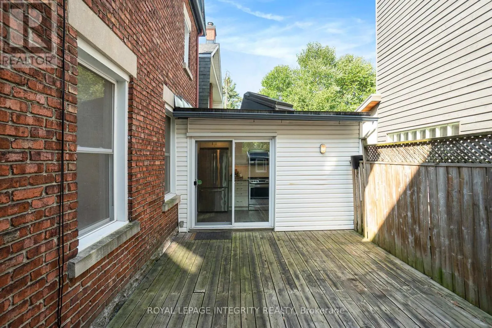 115 SPRINGHURST AVENUE