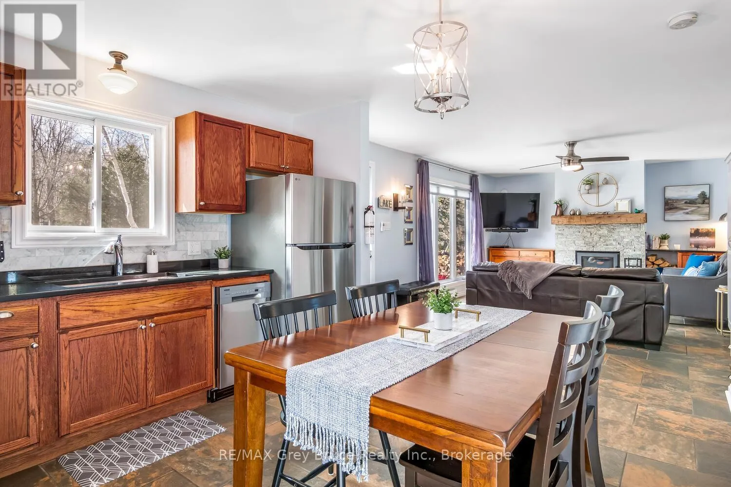 137 MAPLE DRIVE