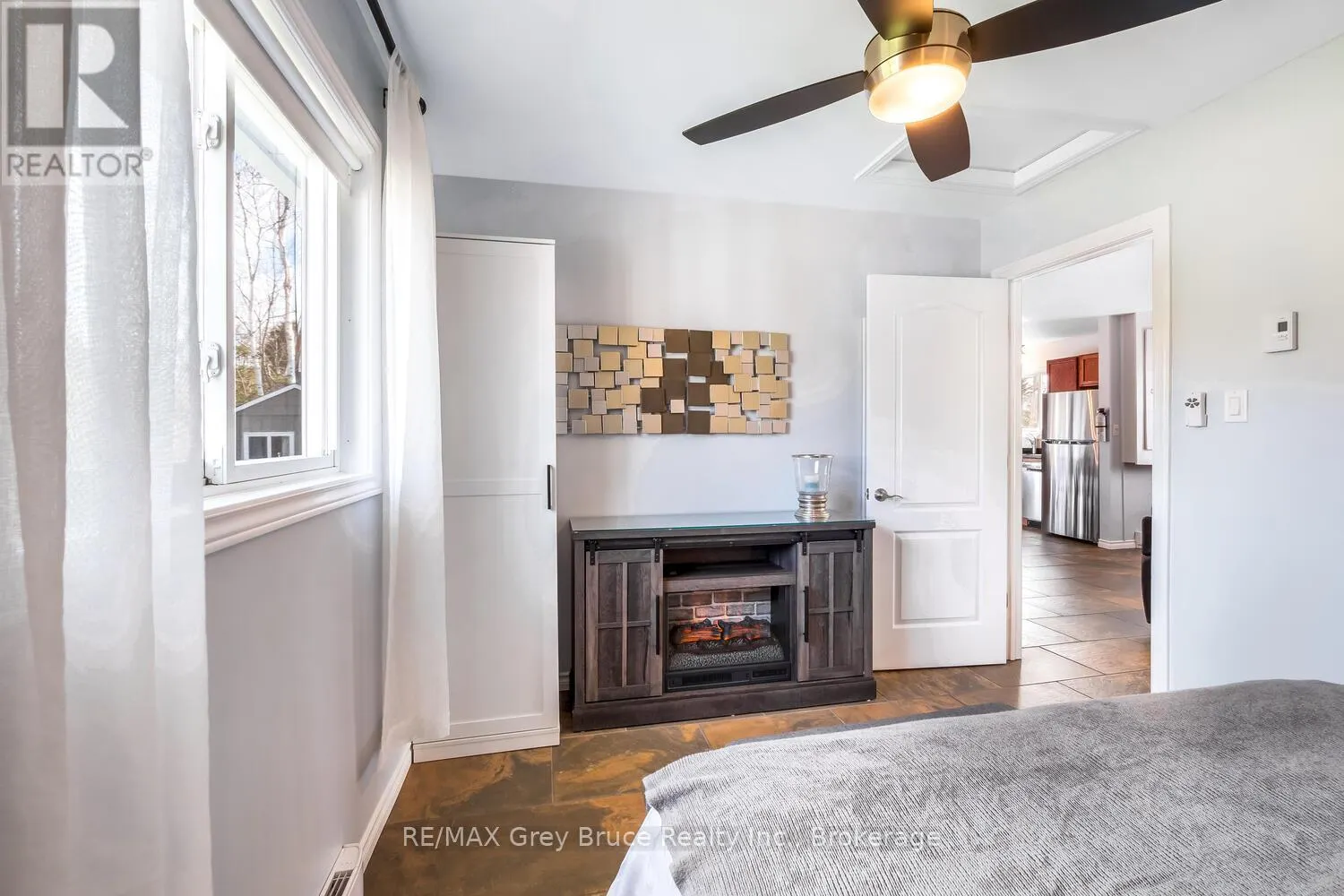 137 MAPLE DRIVE