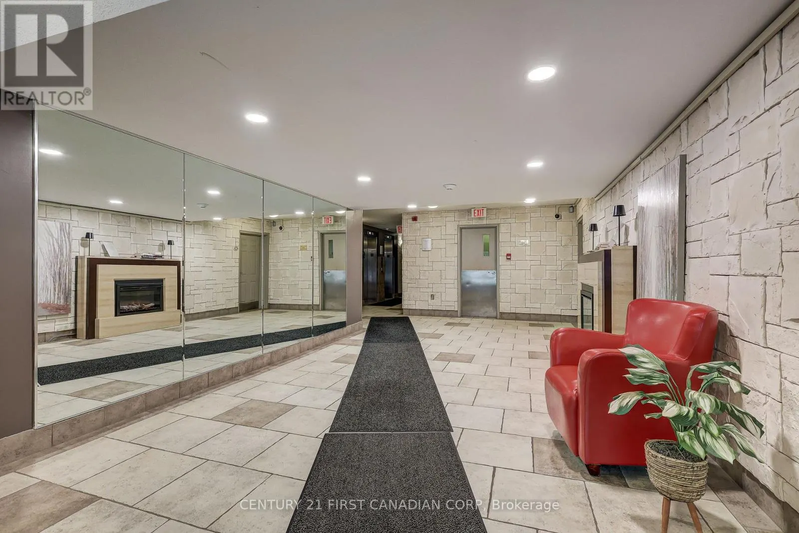 506 - 155 KENT STREET, #506