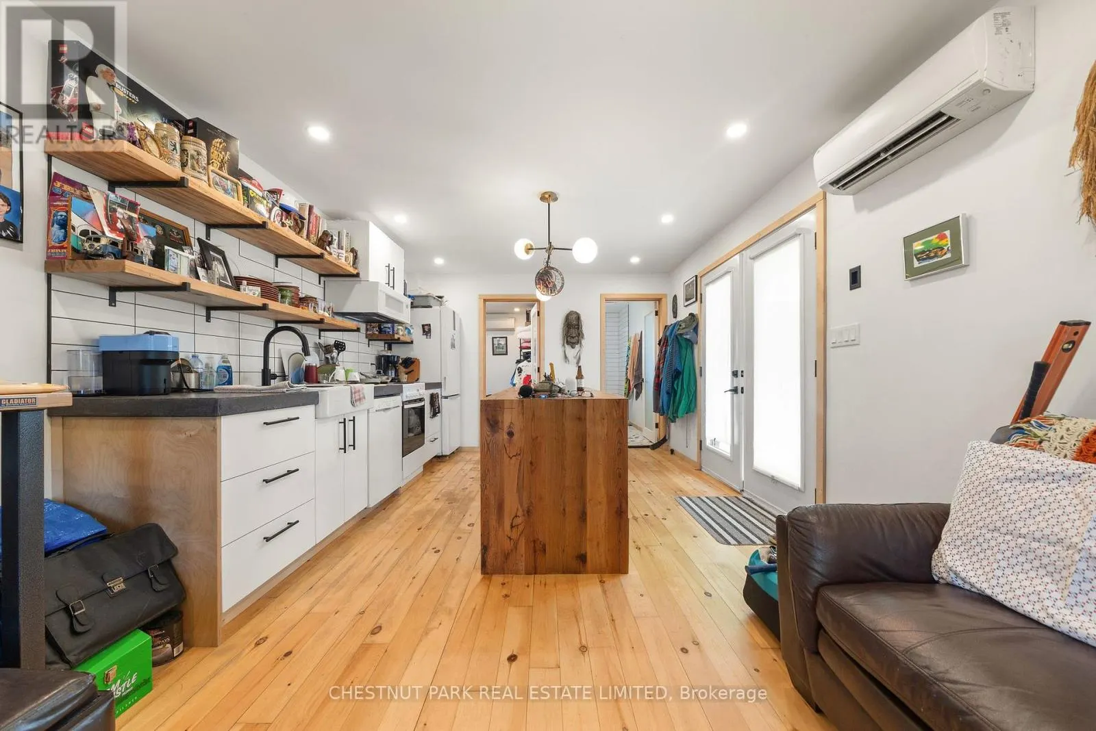62 MITCHELLS CROSSROAD