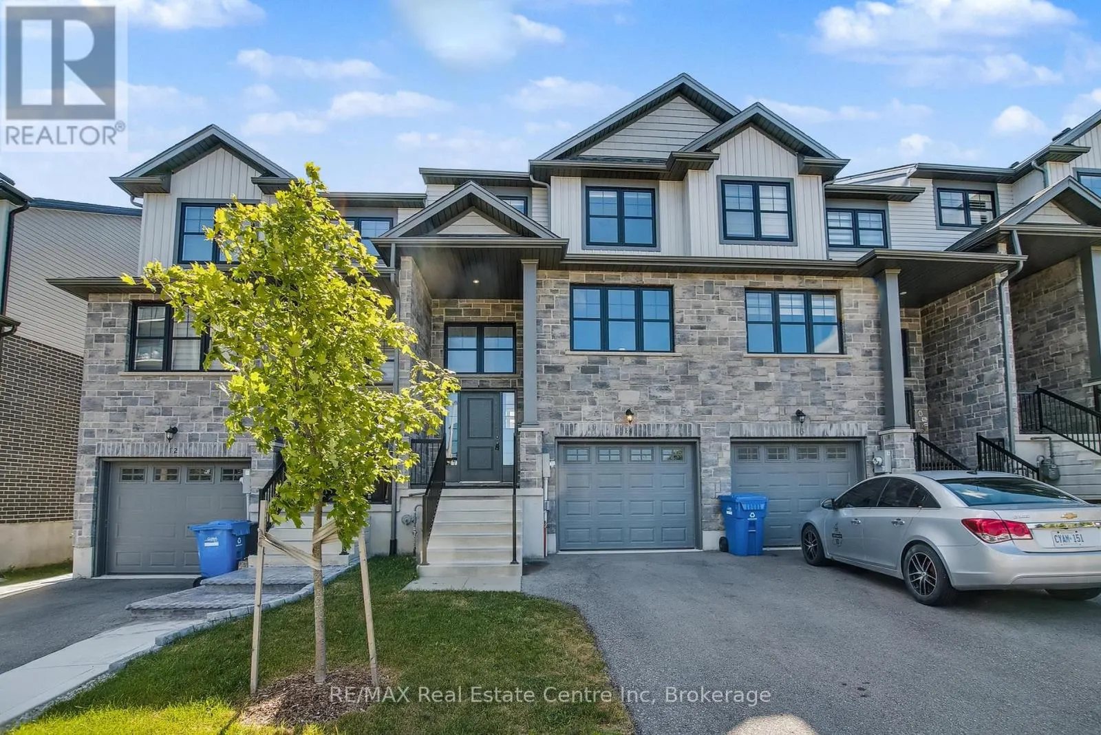 14 KAY CRESCENT