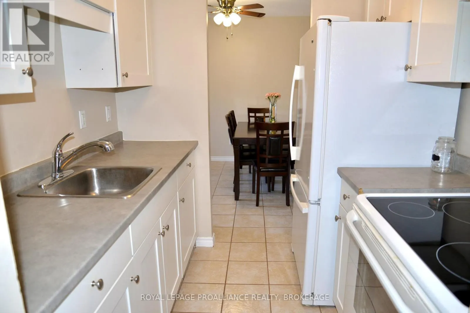 210 - 17 ELDON HALL PLACE, #210
