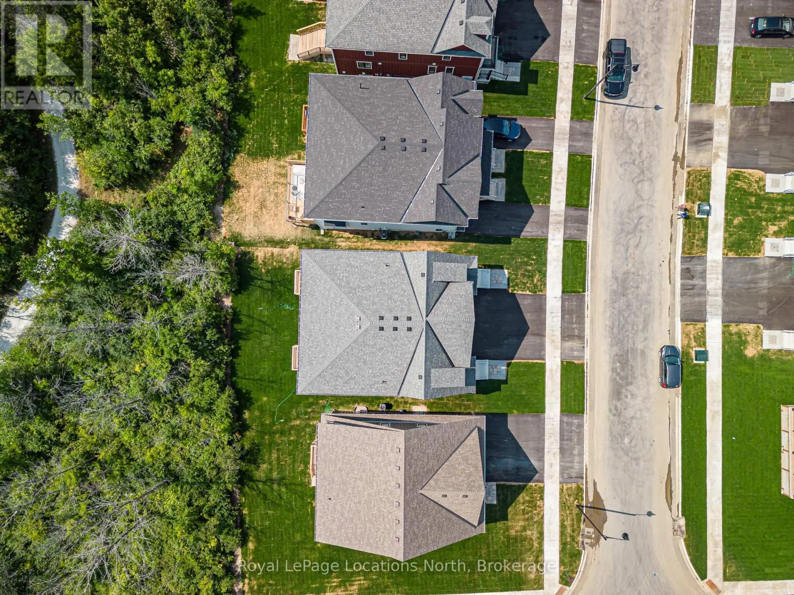 139 WHITE OAK CRESCENT