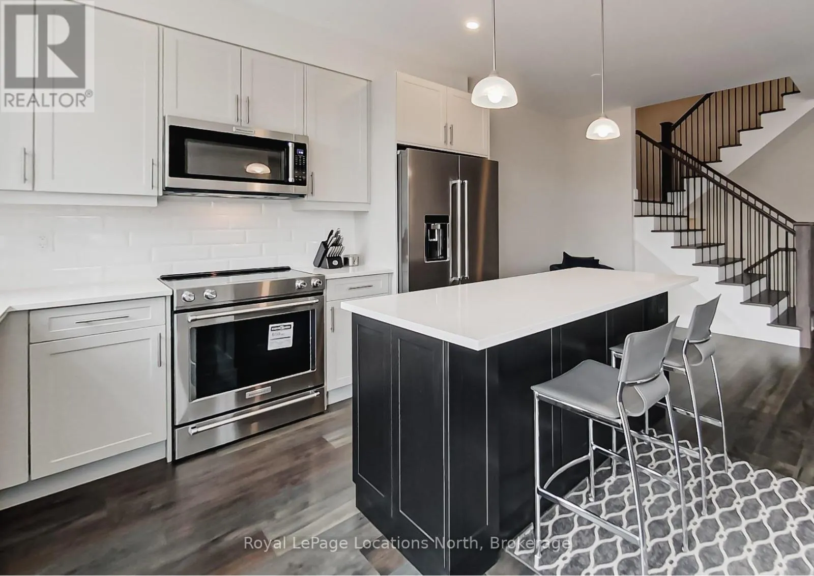 139 WHITE OAK CRESCENT