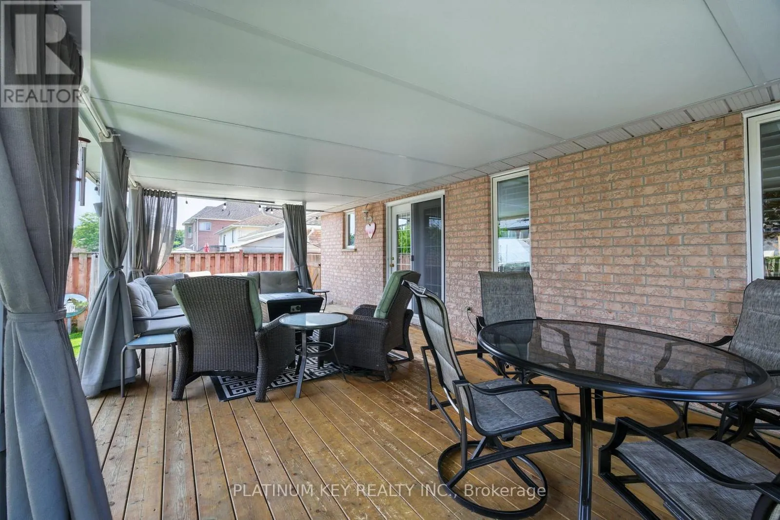 469 RIVERVIEW DRIVE