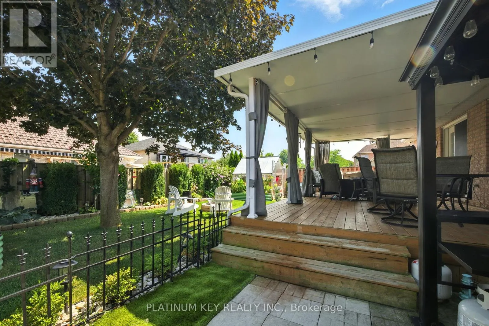 469 RIVERVIEW DRIVE