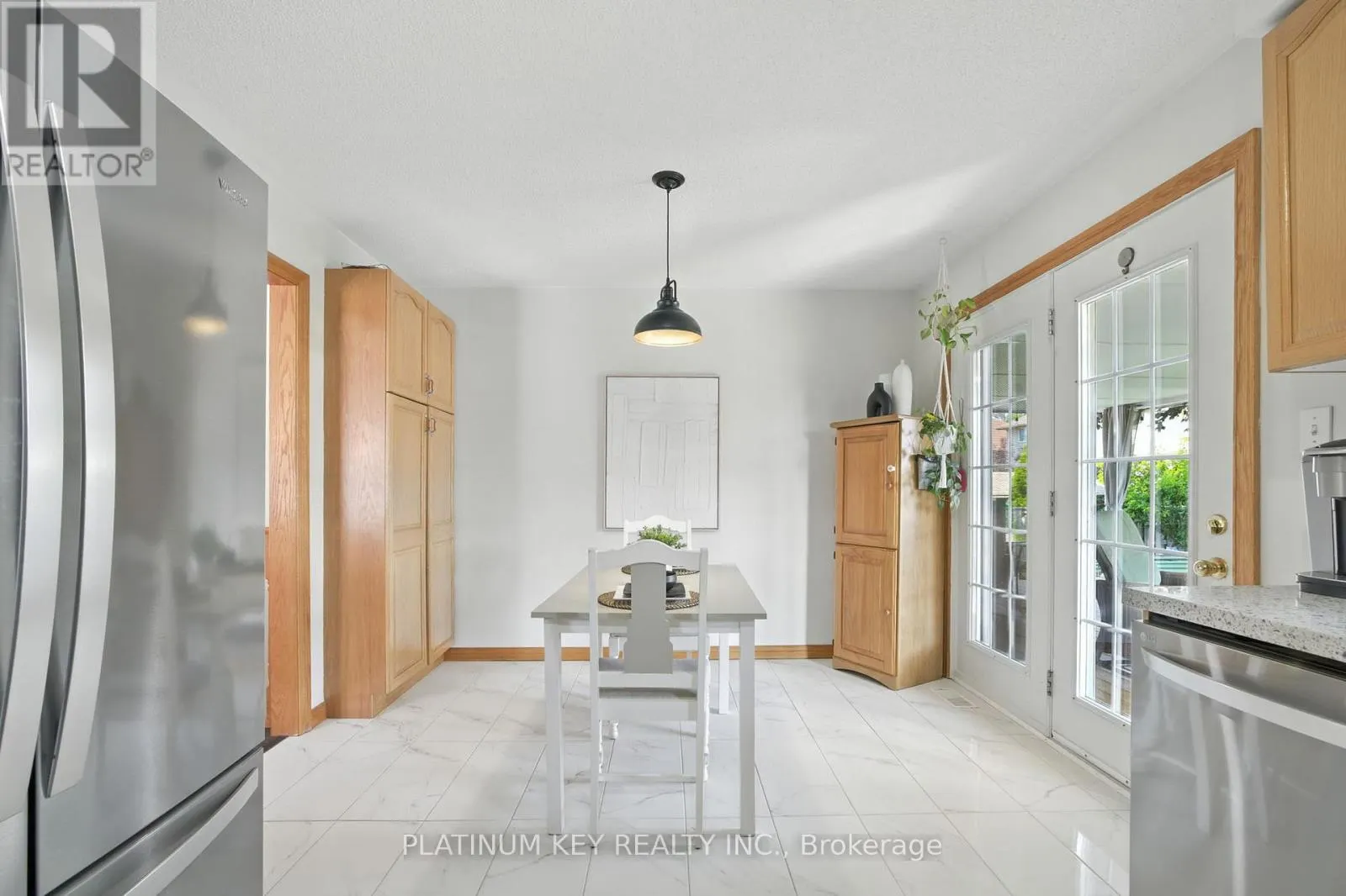 469 RIVERVIEW DRIVE