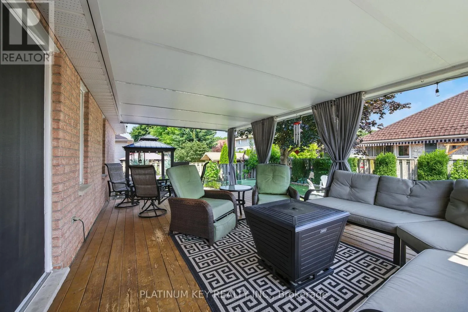 469 RIVERVIEW DRIVE