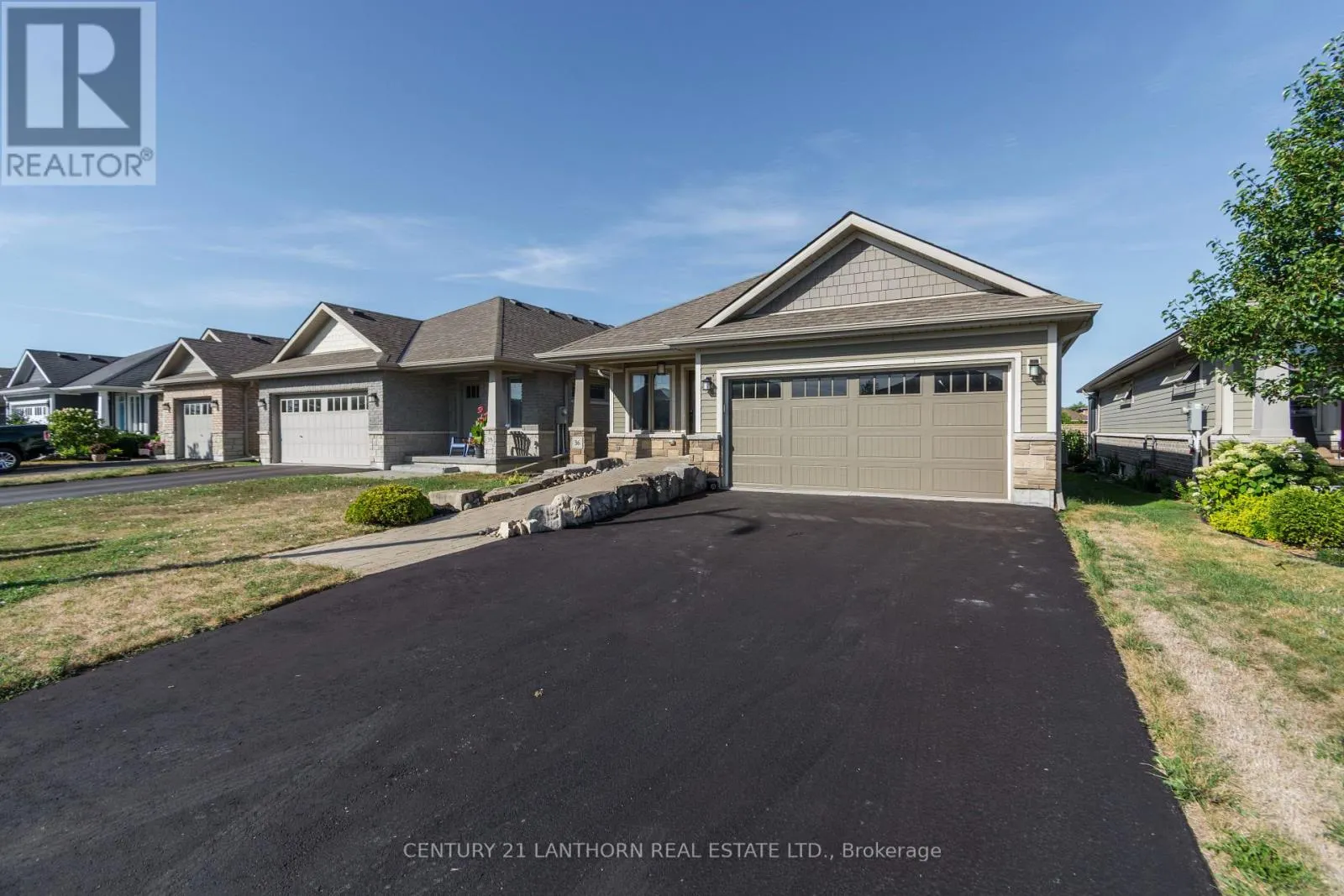 36 TESSA BOULEVARD