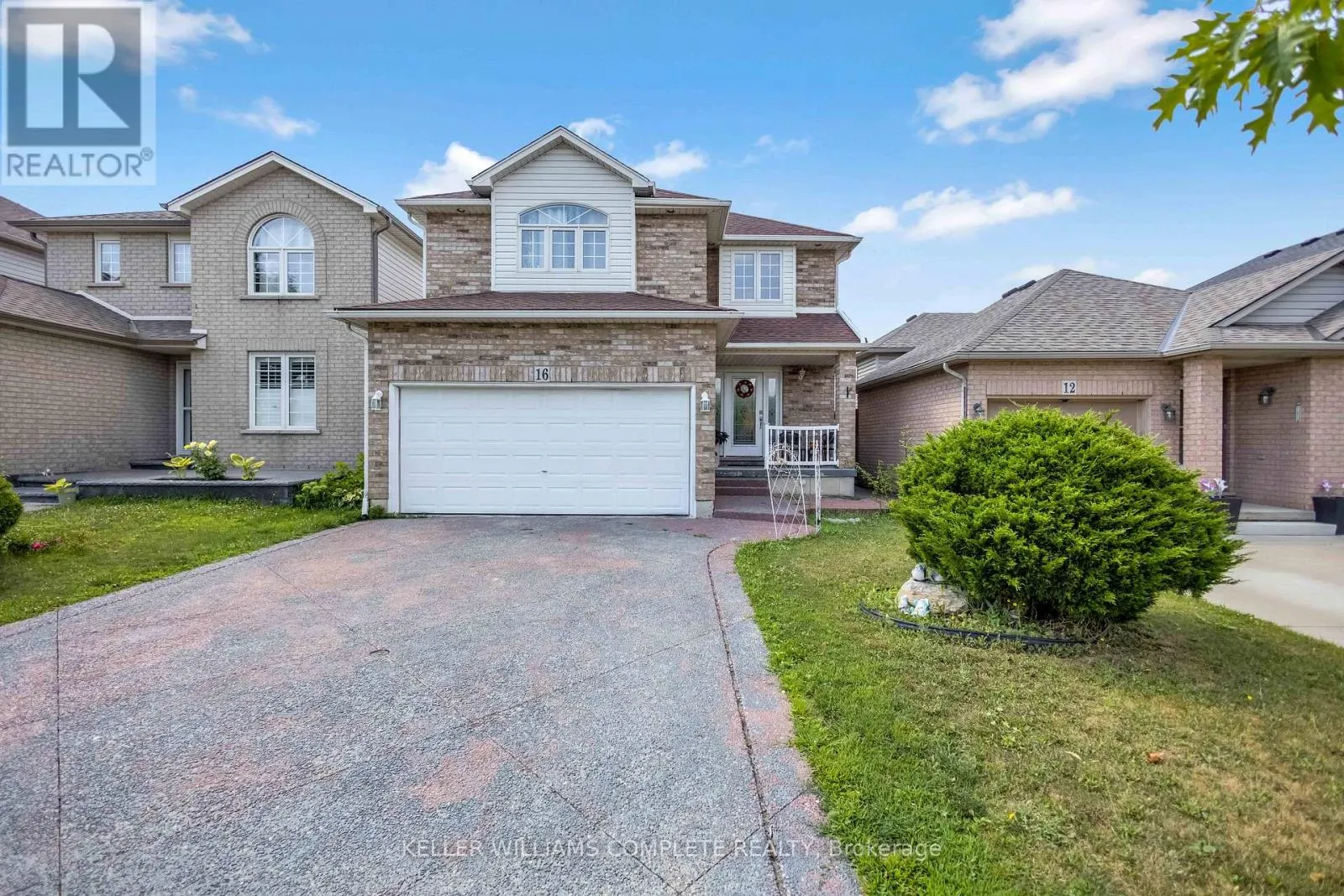 16 JESSICA STREET