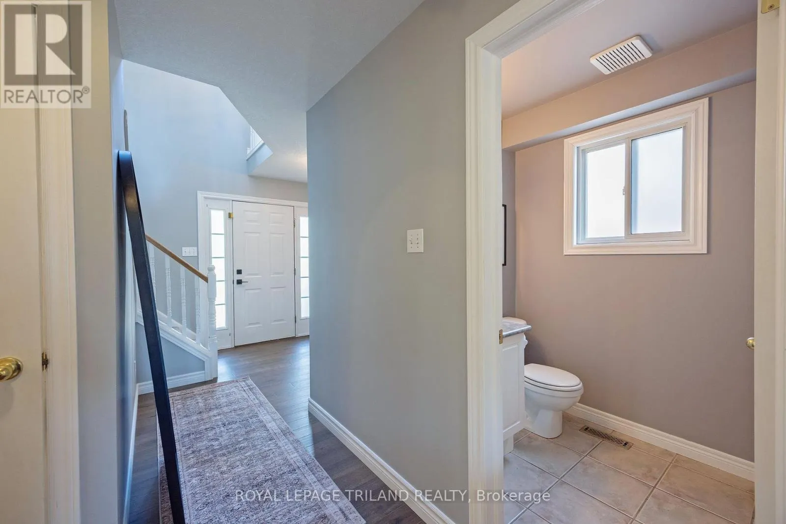 851 CRESTVIEW CRESCENT