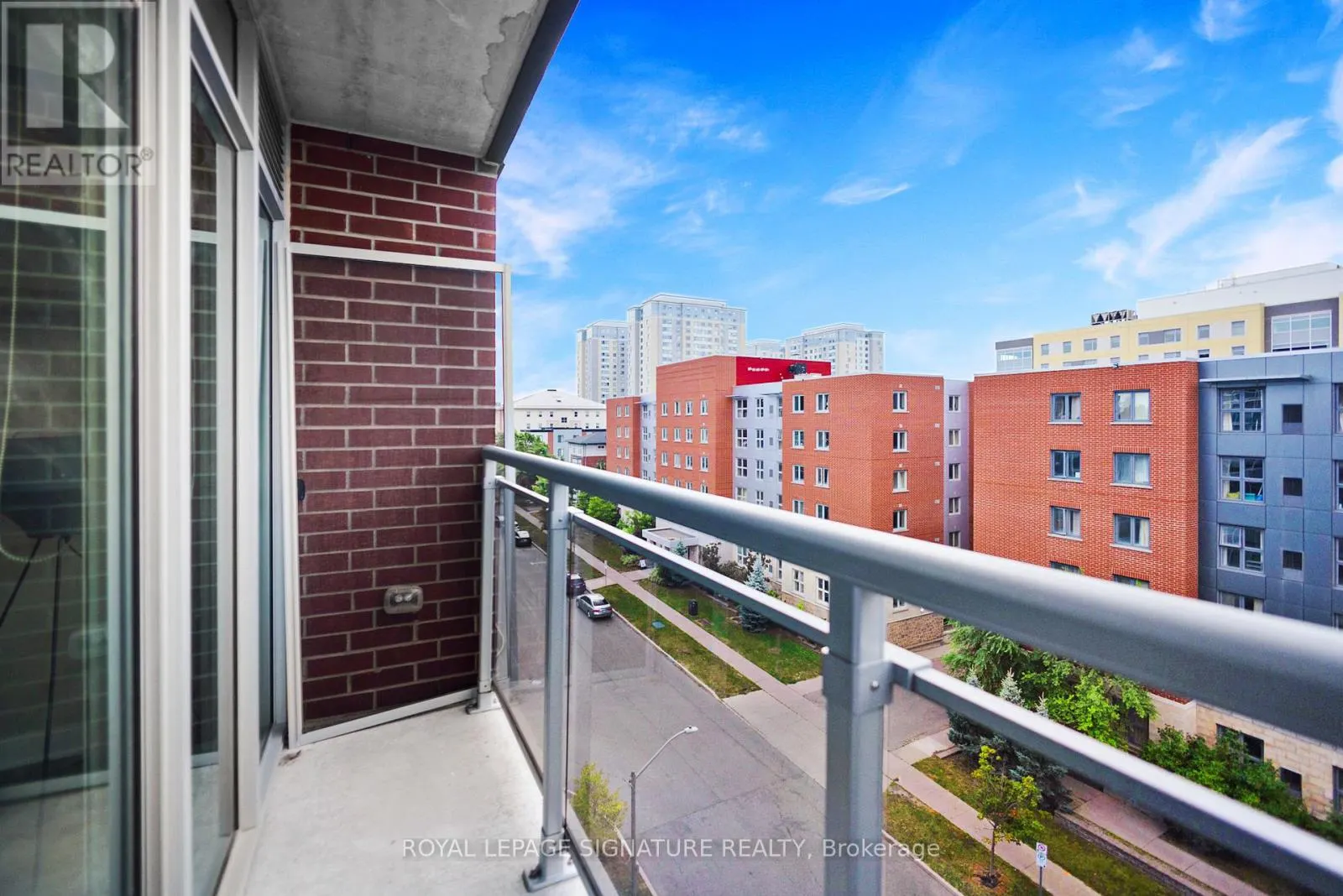 19 - 308 LESTER STREET