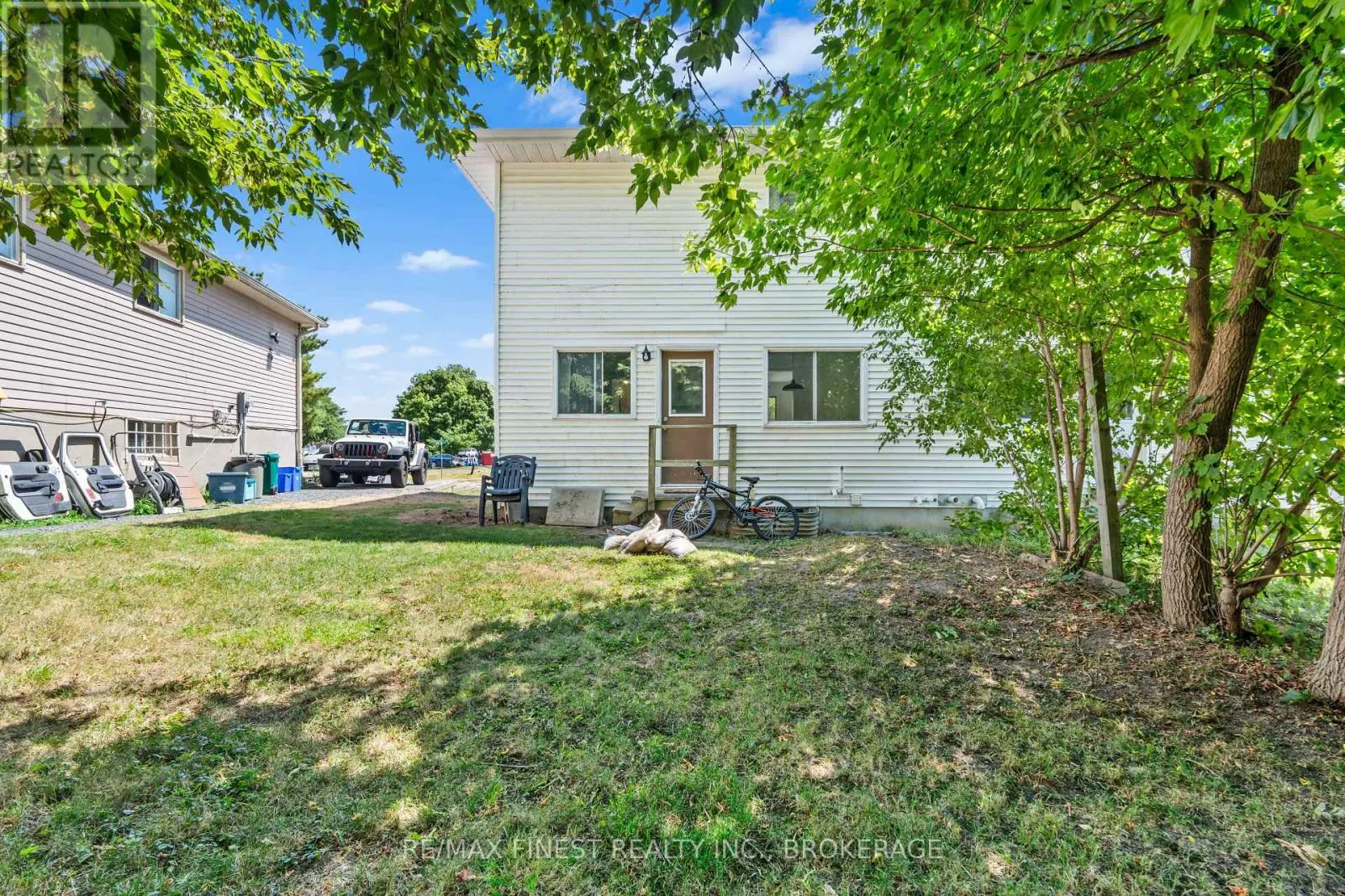 347 KINGSDALE AVENUE