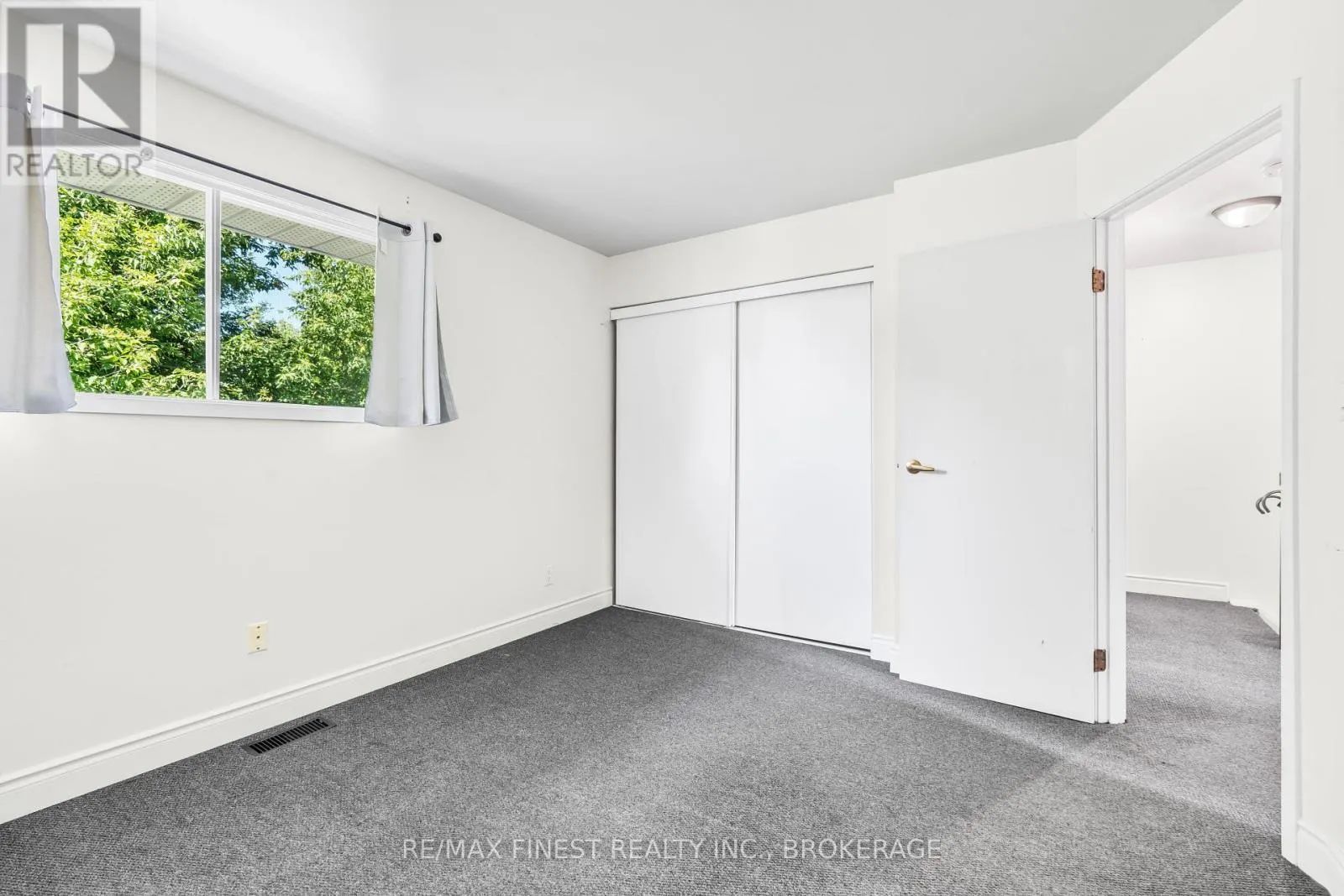 347 KINGSDALE AVENUE
