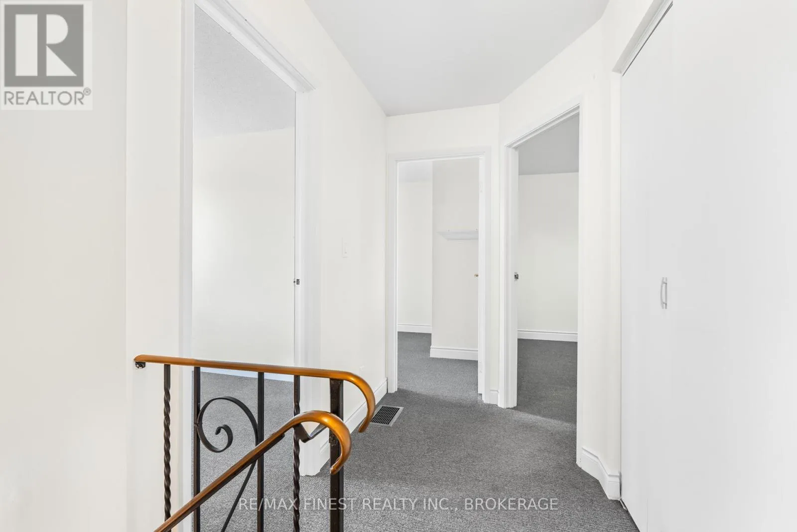 347 KINGSDALE AVENUE