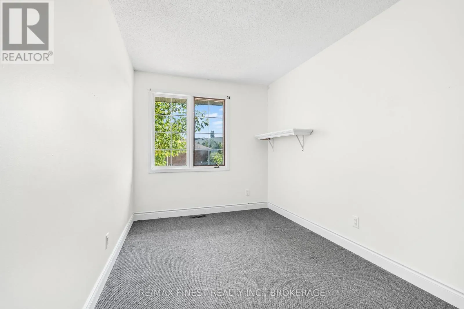 347 KINGSDALE AVENUE