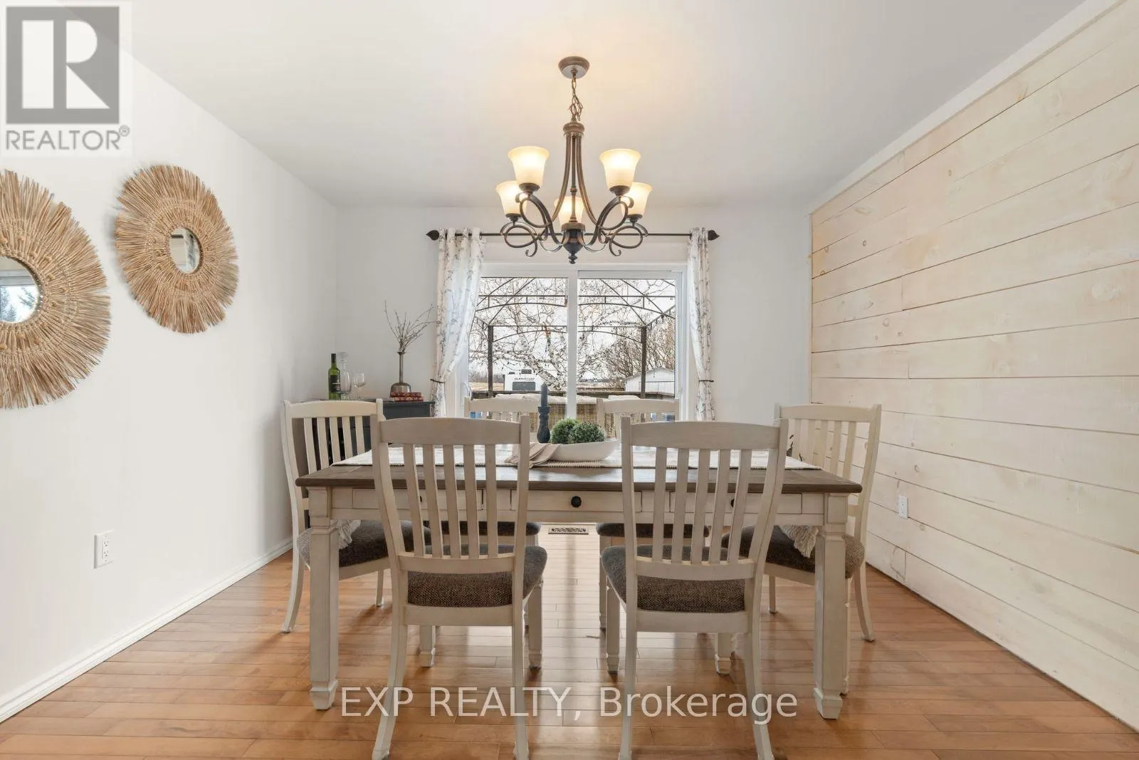 1121 HARMONY ROAD