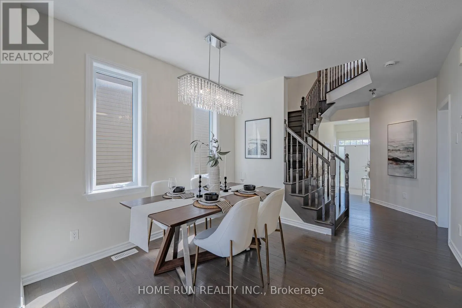 1576 CARRONBRIDGE CIRCLE