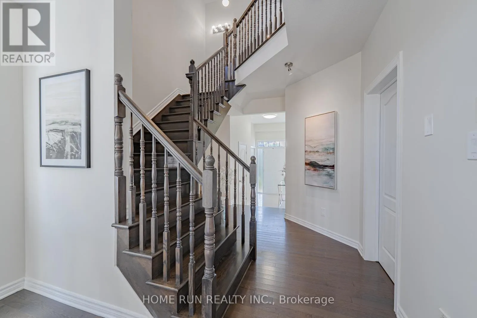 1576 CARRONBRIDGE CIRCLE