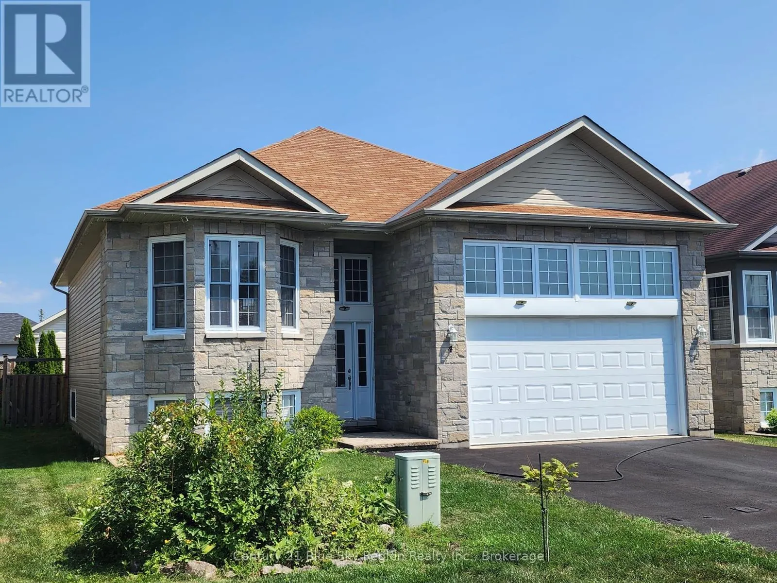 4 BROOKLAND DRIVE