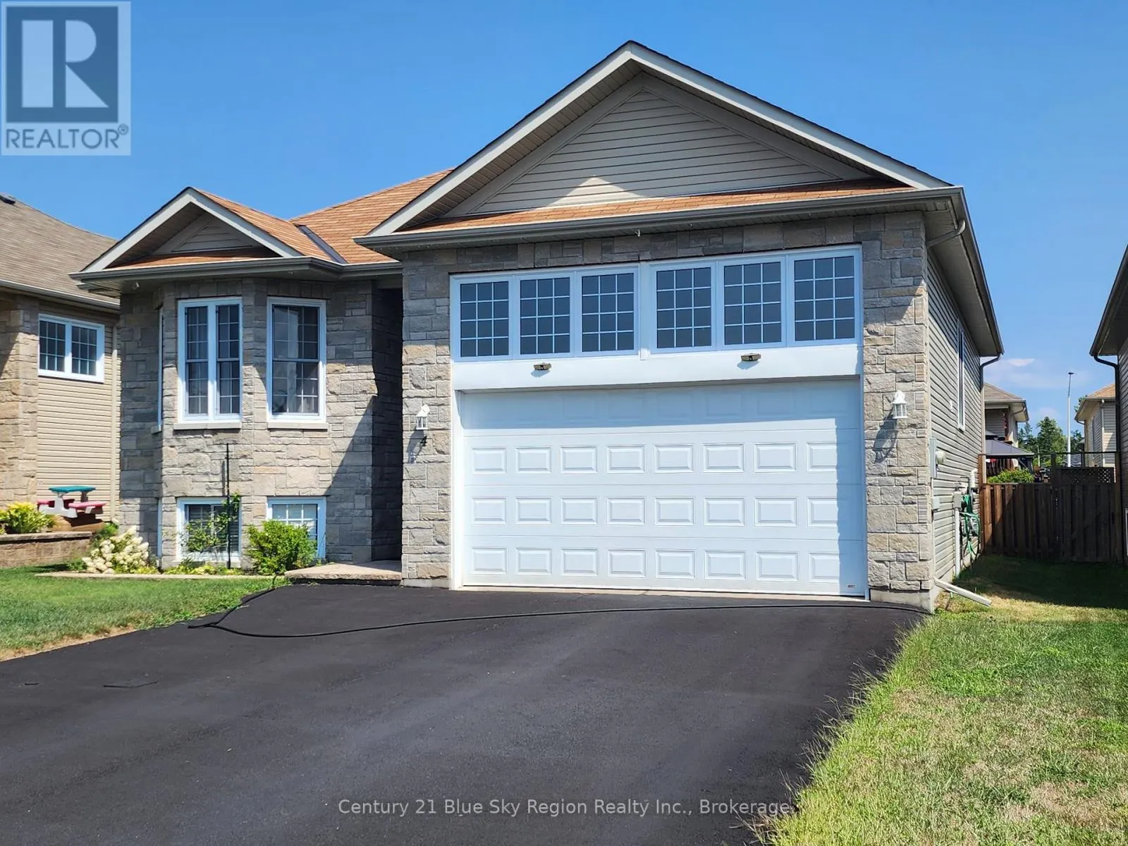 4 BROOKLAND DRIVE