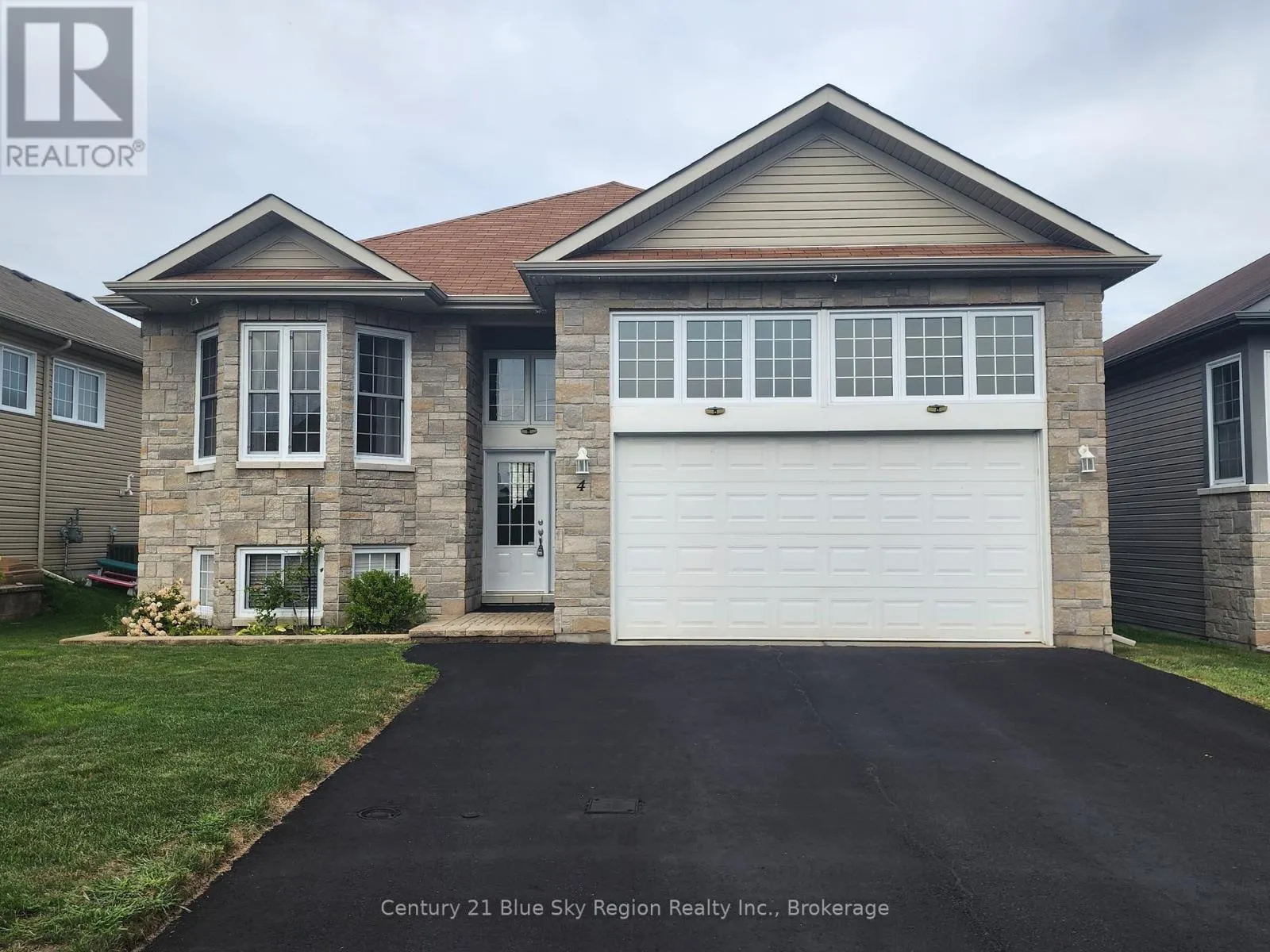 4 BROOKLAND DRIVE
