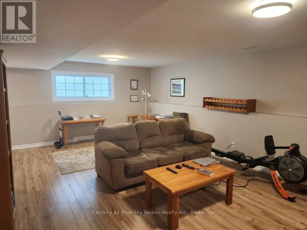 4 BROOKLAND DRIVE