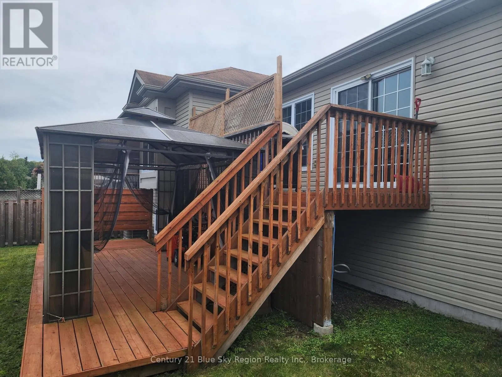 4 BROOKLAND DRIVE