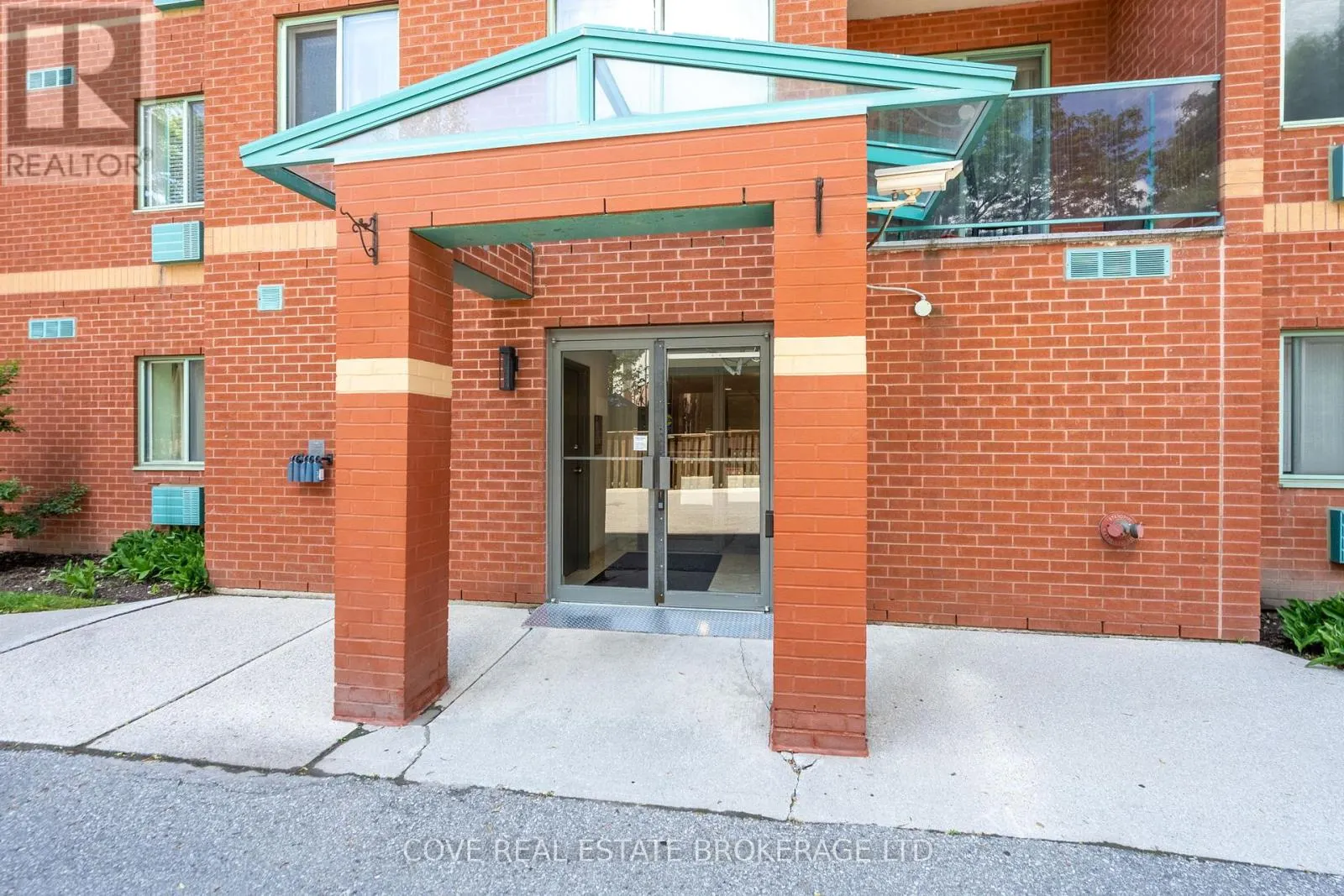 1004 - 76 BASE LINE ROAD W, #1004
