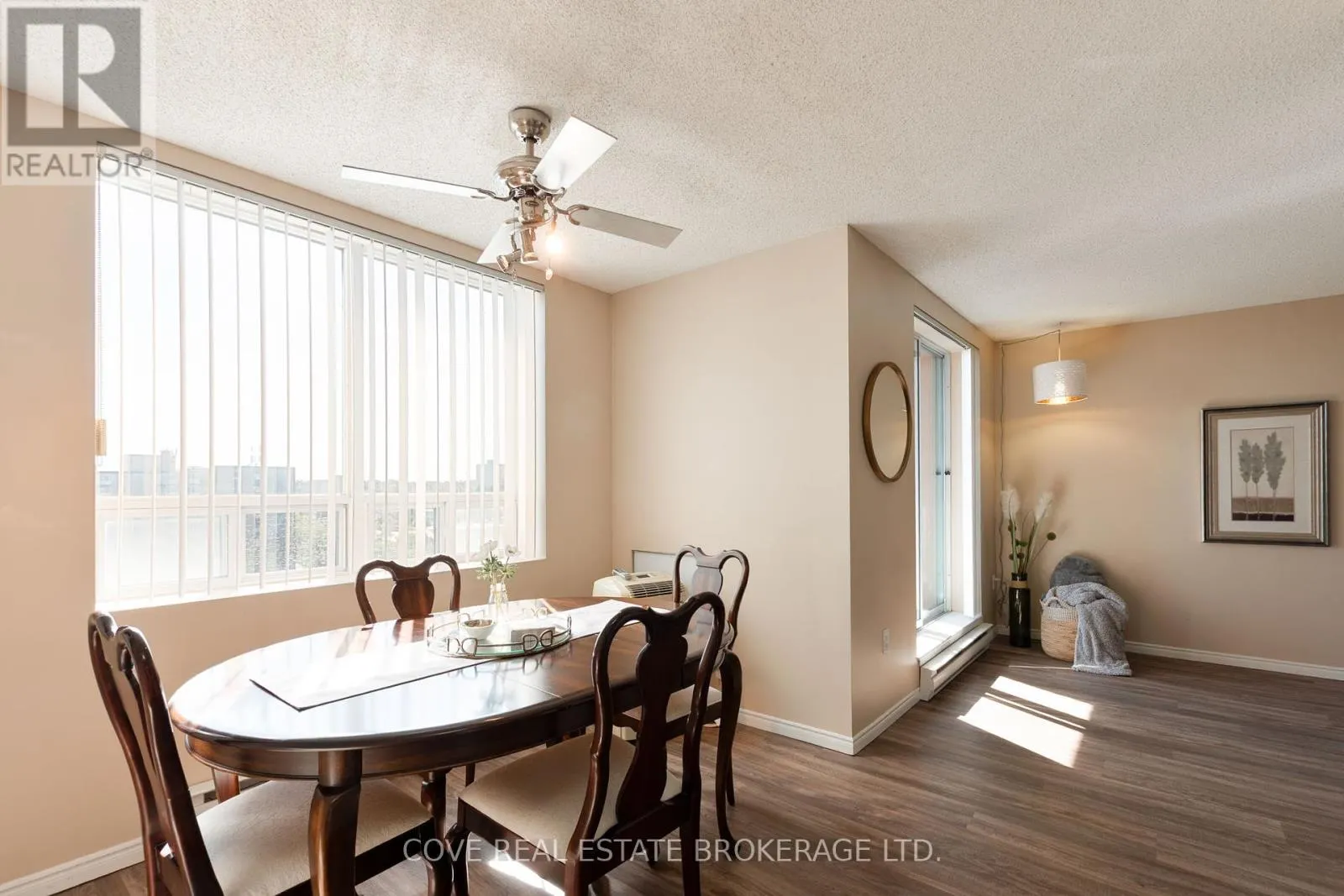 1004 - 76 BASE LINE ROAD W, #1004